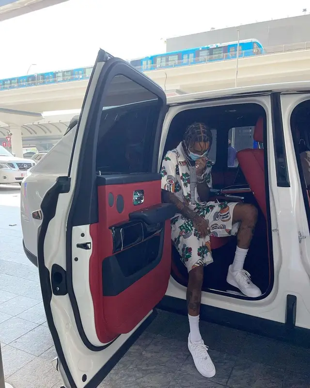 Swae Lee outfit in Billionaire Apparel, Nike, and Gucci, 2021