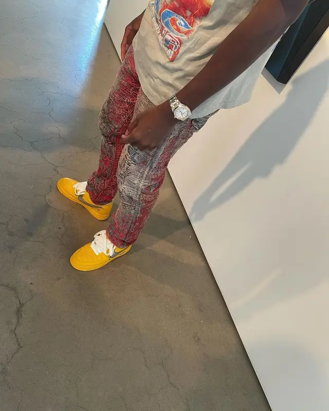 Shai outfit in Vintage, Nike, and Off-White, 2021