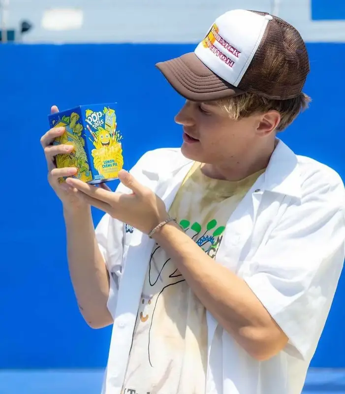Cole Bennett outfit in Homesick, 2021