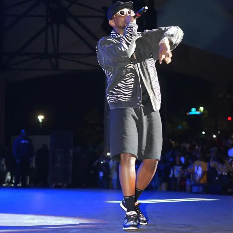Fabolous outfit in Supreme, Cartier, and Celine, 2021