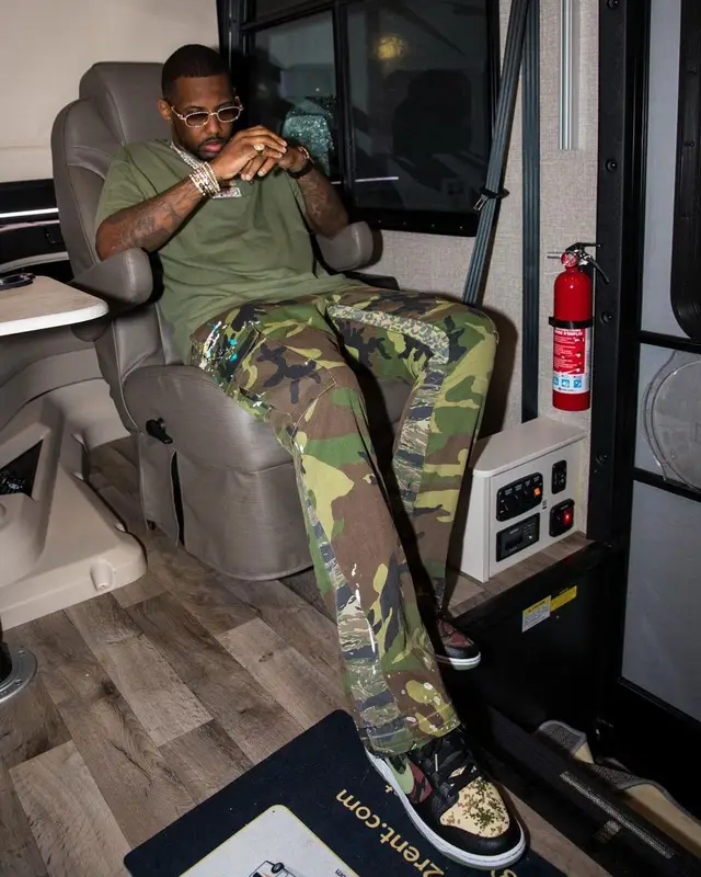 Fabolous outfit in Gallery Dept., Nike, and Cartier, 2021