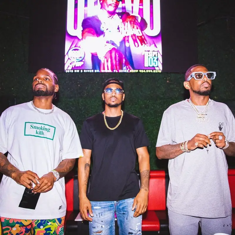 Fabolous outfit in Jordan, Off-White, and RSVP Gallery, 2021