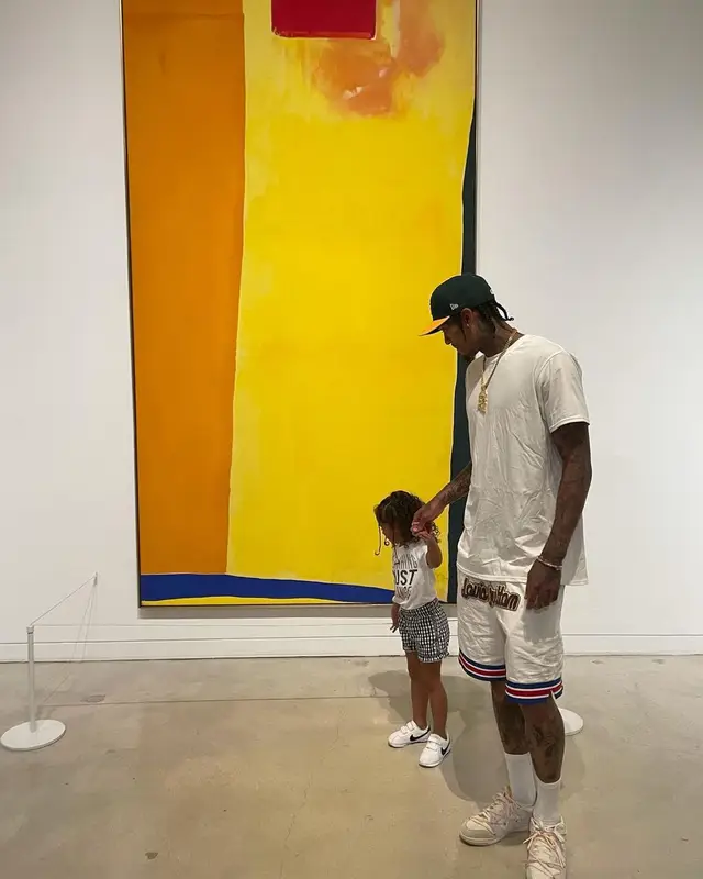 Jordan Clarkson outfit in Louis Vuitton, New Era, and NBA, 2021