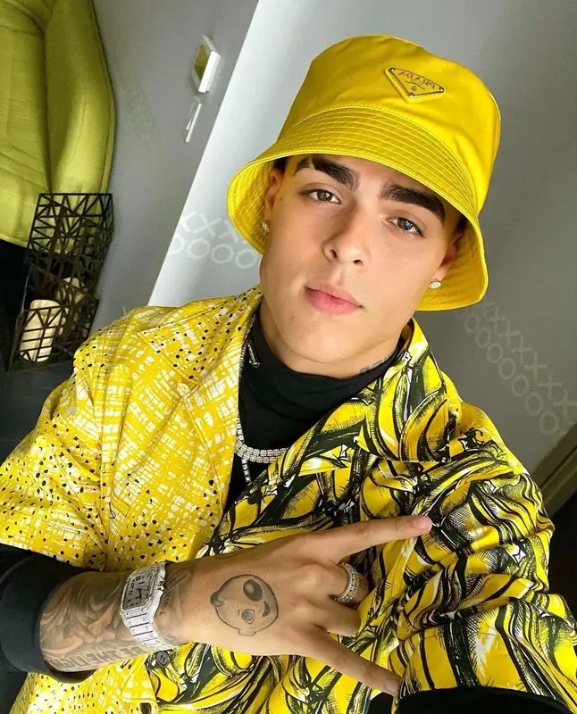 Lunay outfit in Nike, Prada, and Sean Cliver, 2021