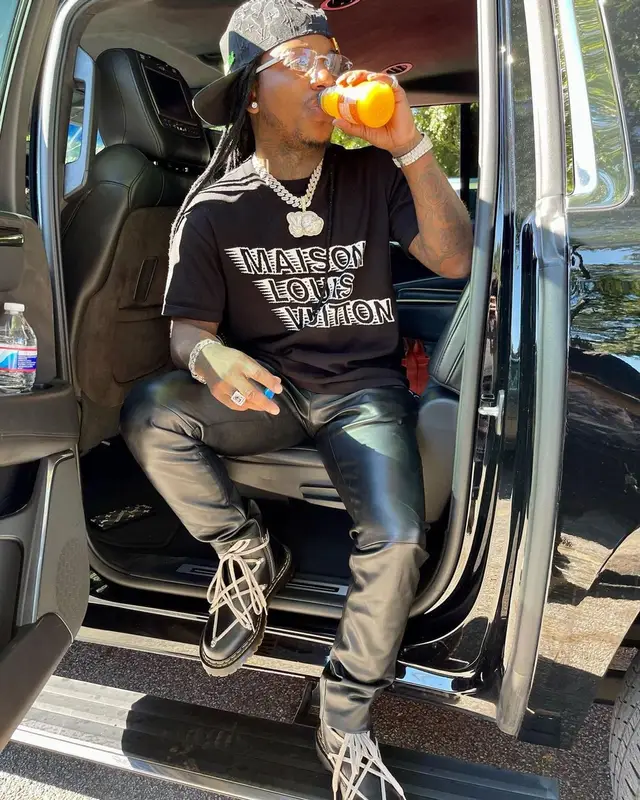 Jacquees outfit in Rick Owens, Dr. Martens, and Louis Vuitton, 2021