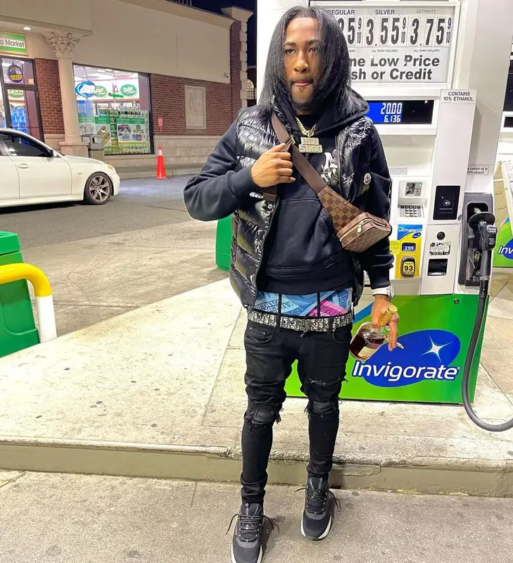 Ron Suno outfit in Moncler, Amiri, and Louis Vuitton, 2021