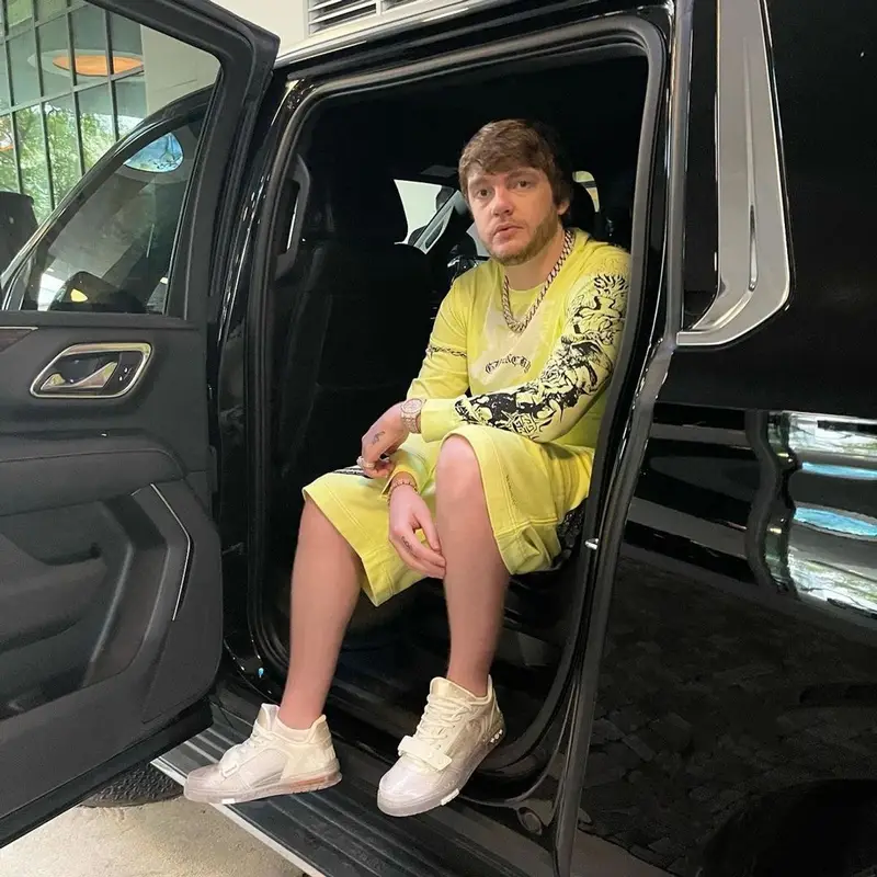 Murda Beatz outfit in Givenchy and Louis Vuitton, 2021