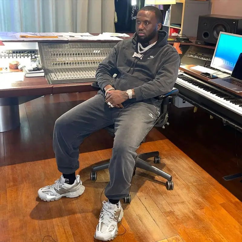 Headie One outfit in Balenciaga, 2021