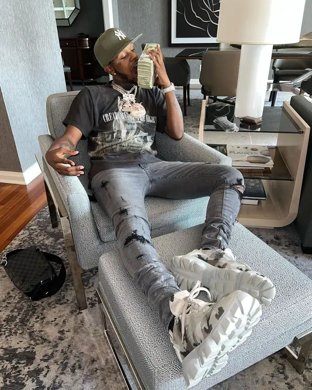 Toosii outfit in Dead Than Cool, Prada, and New Era, 2021