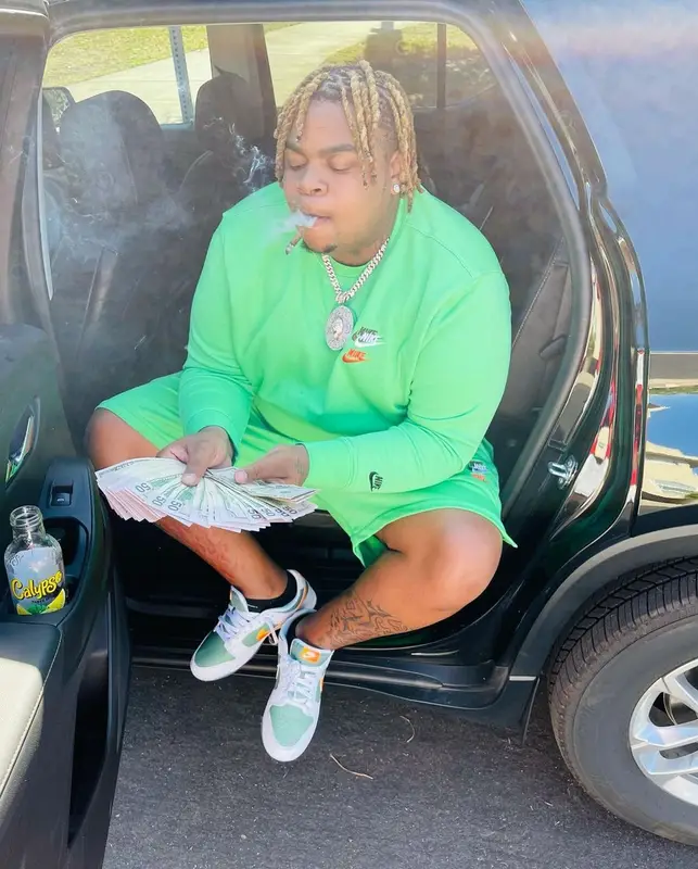 Big Yavo outfit in Nike, 2021