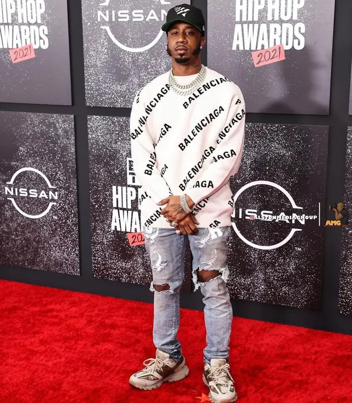 Benny The Butcher outfit in Balenciaga, Purple Brand, and Paper Planes, 2021