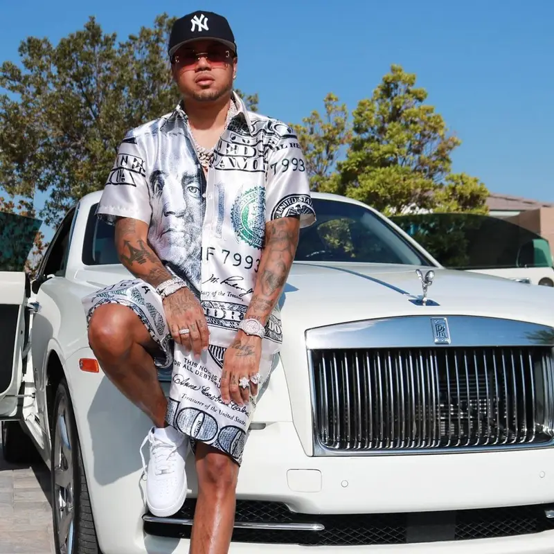 Mazi Vs outfit in Nike, Cartier, and New Era, 2021