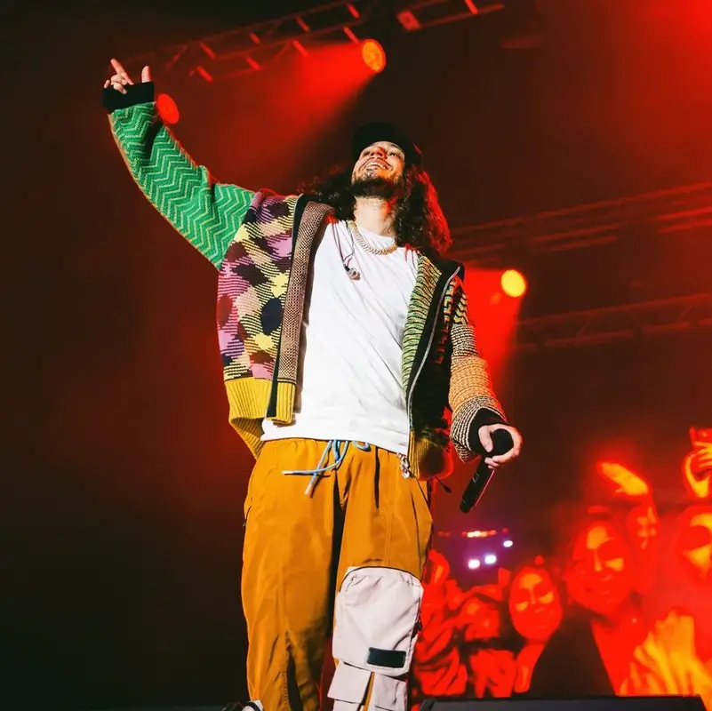 Russ outfit in Palm Angels, Golden Goose, and Missoni, 2021