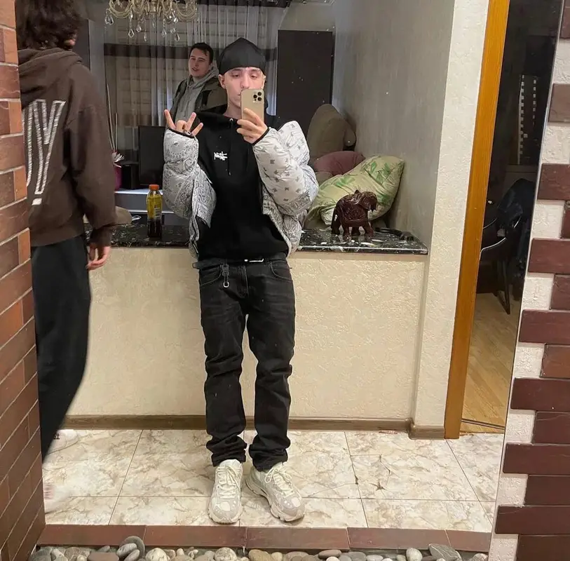Lil Morty outfit in Stussy, Alyx, and Louis Vuitton, 2021