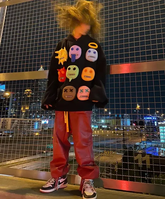 Matt Ox outfit in Syckli, Whensmokeclears, and Nike, 2021
