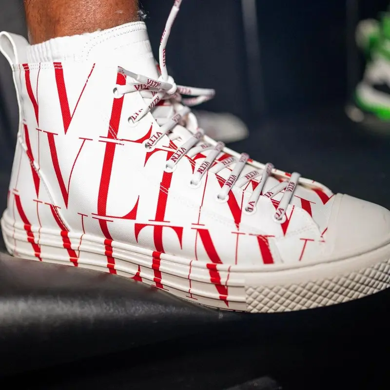 Fabolous outfit in Valentino, 2021