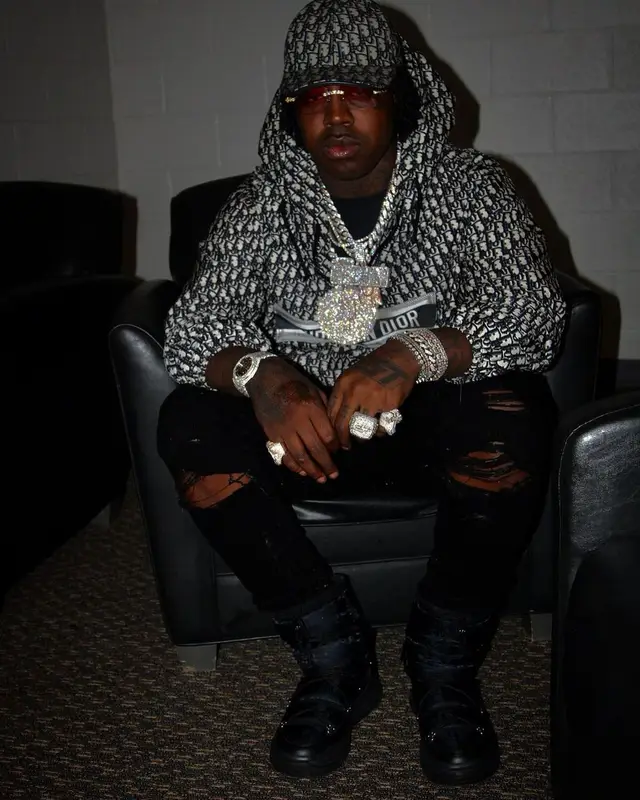 EST Gee outfit in Amiri, Cartier, and Dior, 2021