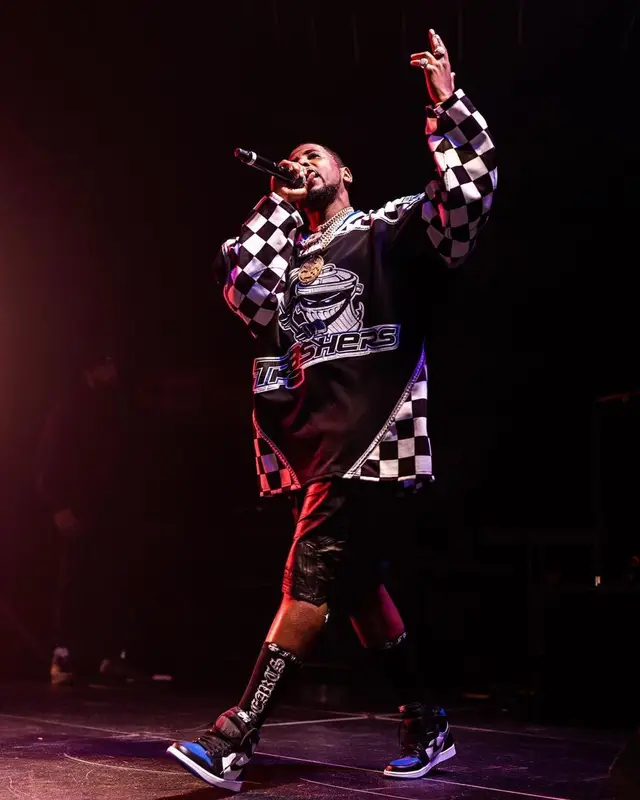 Fabolous outfit in Vintage, Nike, and Chrome Hearts, 2021