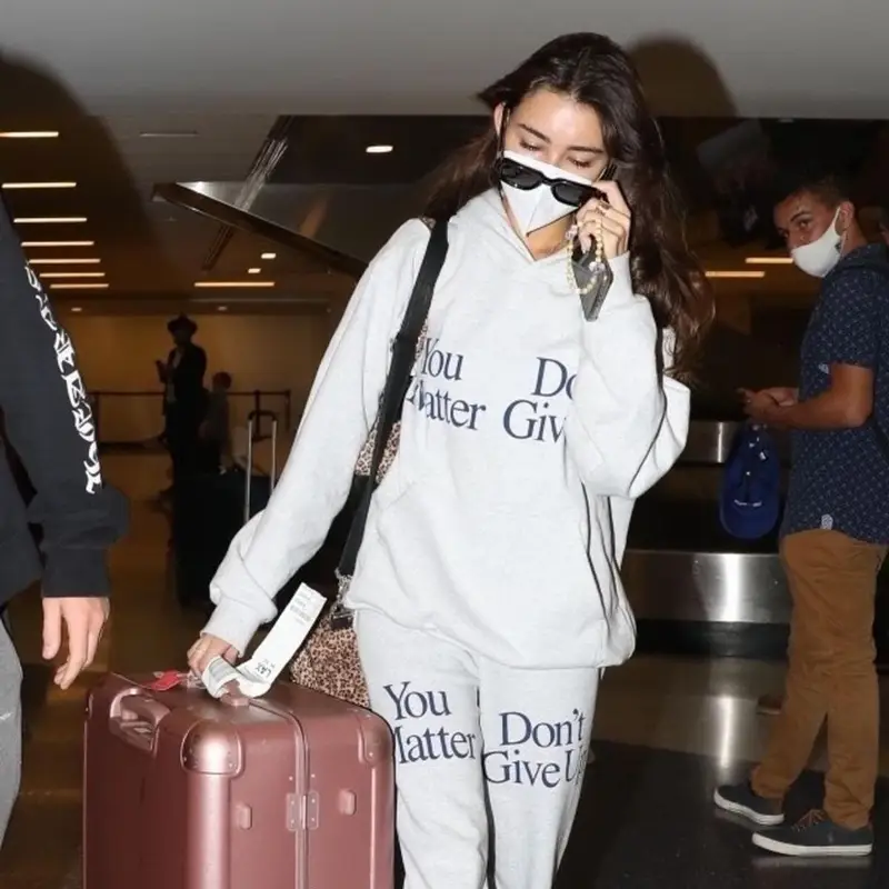 Madison Beer outfit in Praying and Regard Sombre, 2021