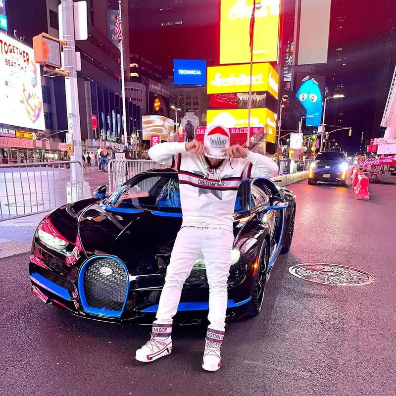 El Alfa El Jefe outfit in Dior, Giuseppe Zanotti, and Casablanca, 2021
