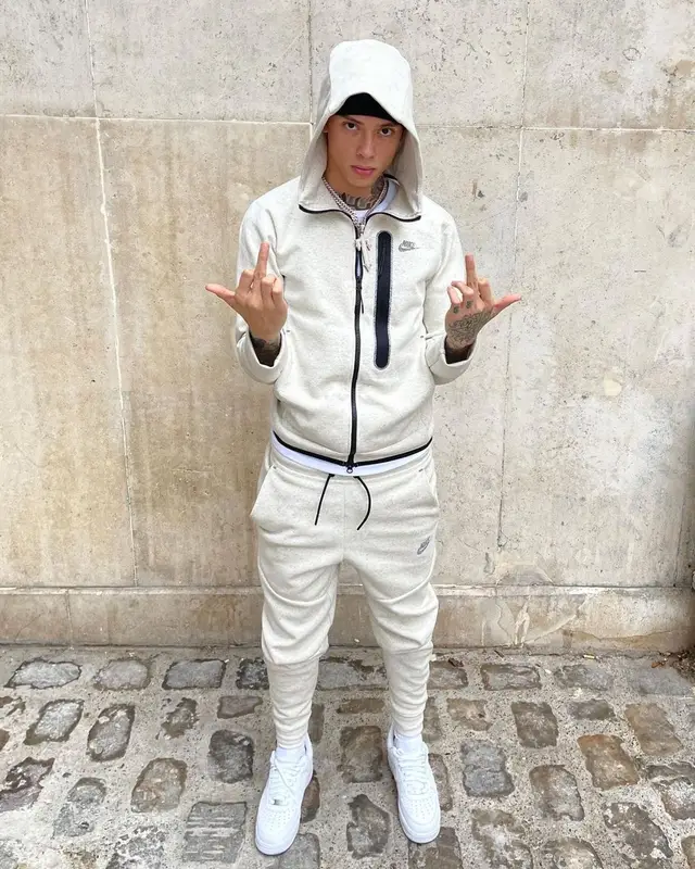 Central Cee outfit in Nike and Louis Vuitton, 2021