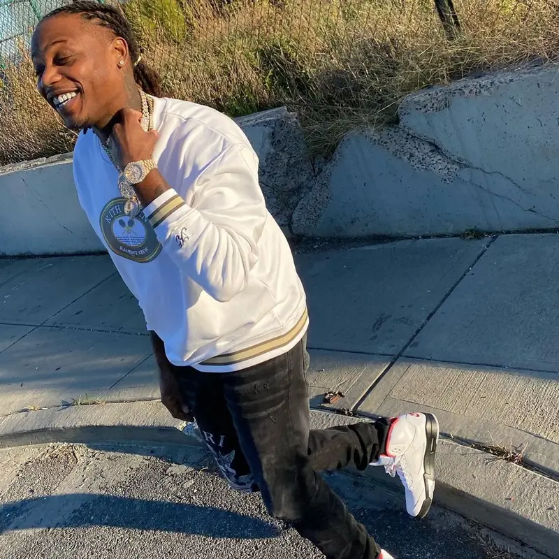 Flipp Dinero outfit in Kith, Amiri, and Jordan, 2021