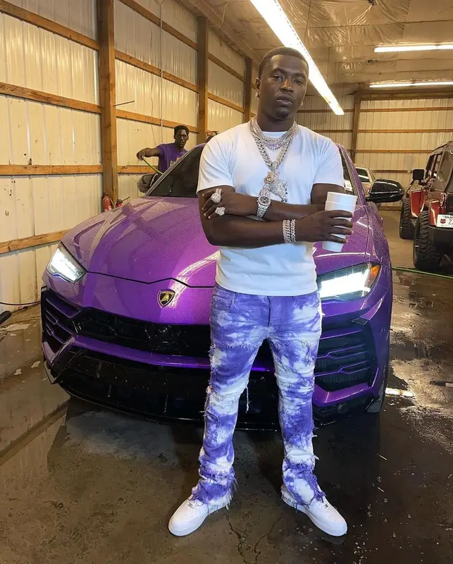 Bankroll Freddie outfit in Bape, Valabasas, and Nike, 2021