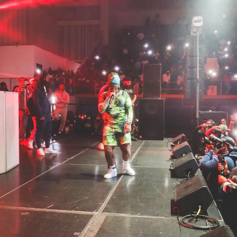 42 Dugg outfit in Off-White, Supreme, and Nike, 2021
