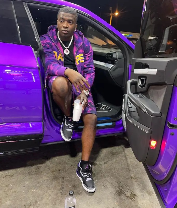 Bankroll Freddie outfit in Bape and Jordan, 2021