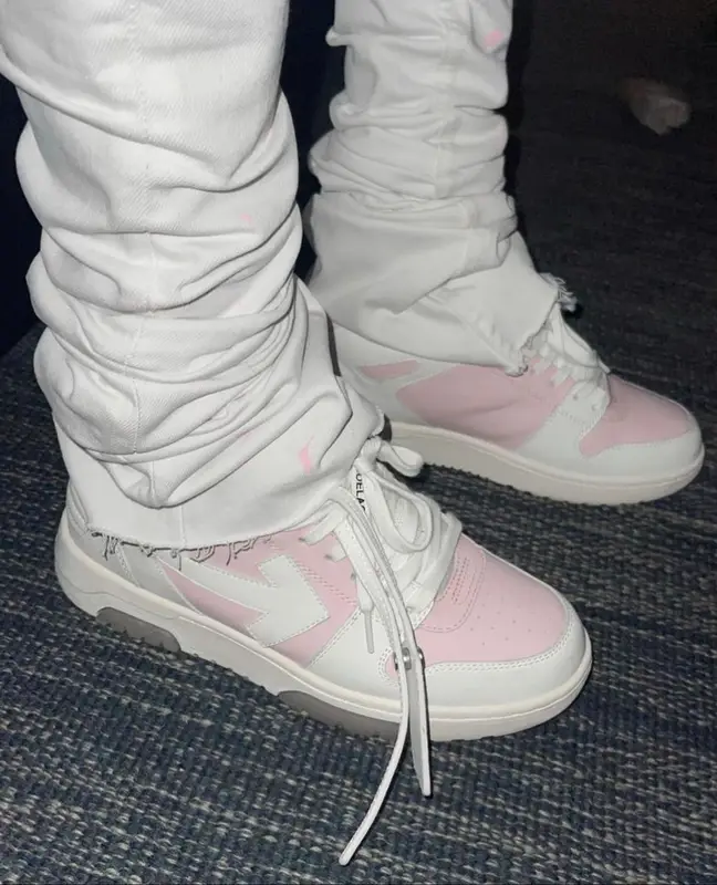 JayDaYoungan outfit in Paper Planes, Off-White, and B.B. Simon, 2021
