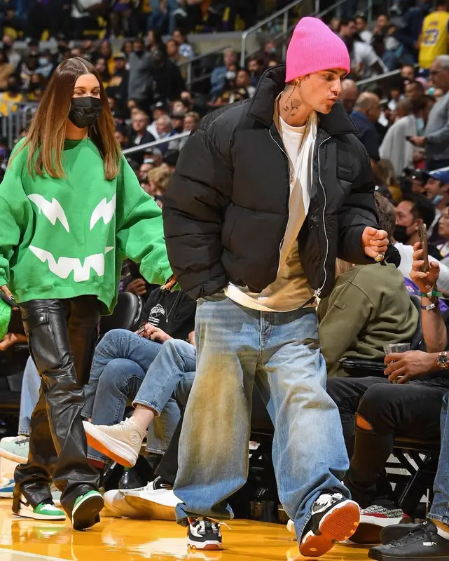Hailey Bieber outfit in Justin Bieber Merch, Nike, and Bottega Veneta, 2021