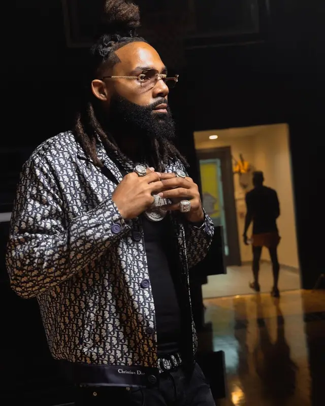Money Man outfit in Dior, Amiri, and Cartier, 2021