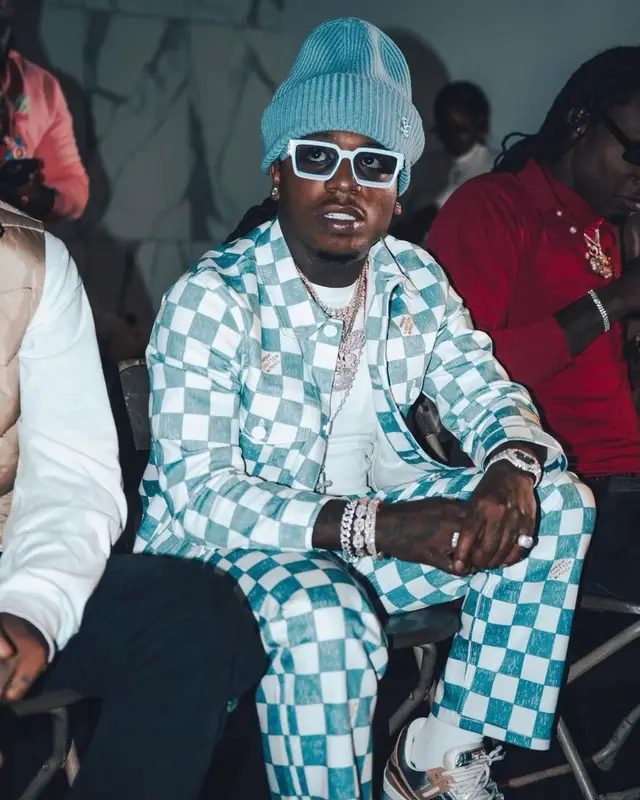 Jacquees outfit in Louis Vuitton, 2021