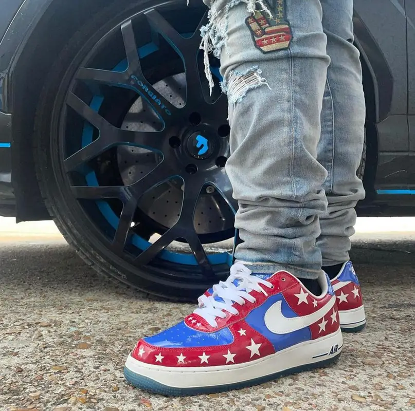 Maxo Kream outfit in Gallery Dept., Louis Vuitton, and New Era, 2021