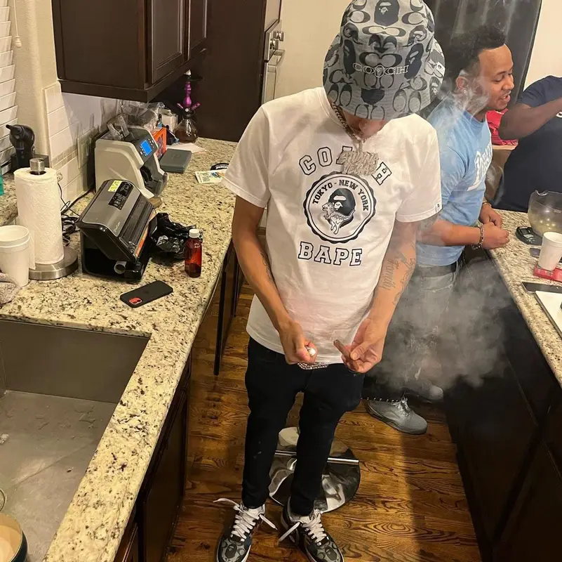 Stunna 4 Vegas outfit in B.B. Simon, Bape, and Coach, 2021