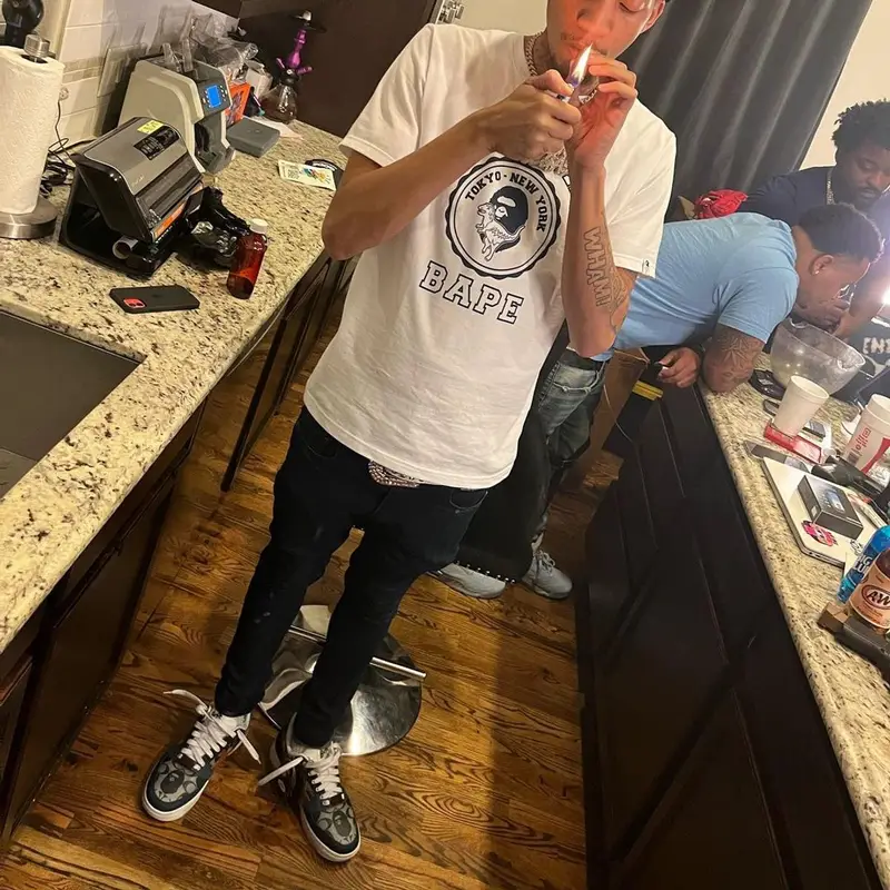 Stunna 4 Vegas outfit in B.B. Simon, Bape, and Coach, 2021