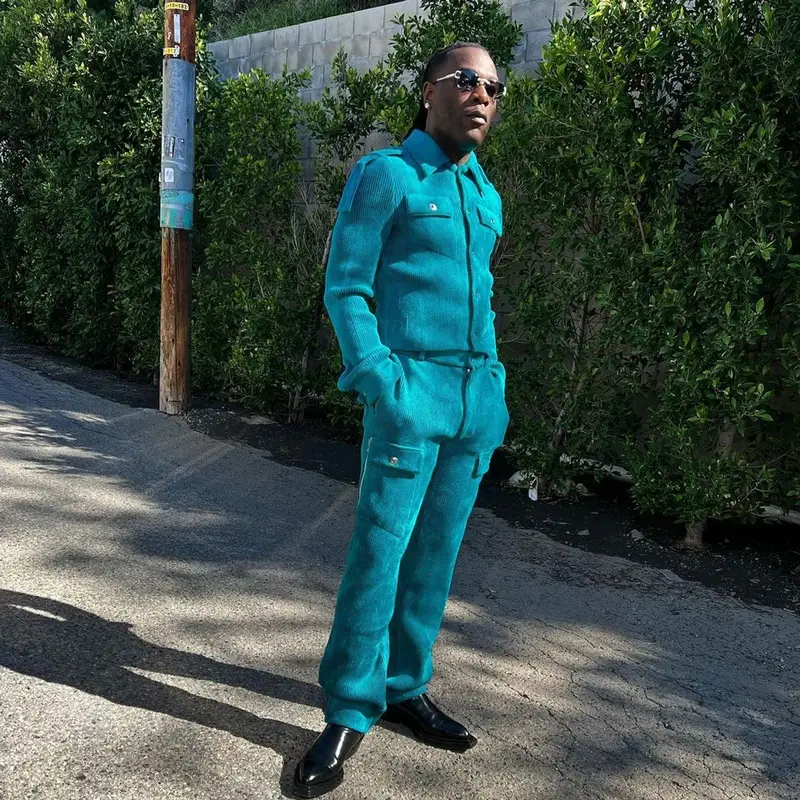 Burna Boy outfit in Bottega Veneta, 2021
