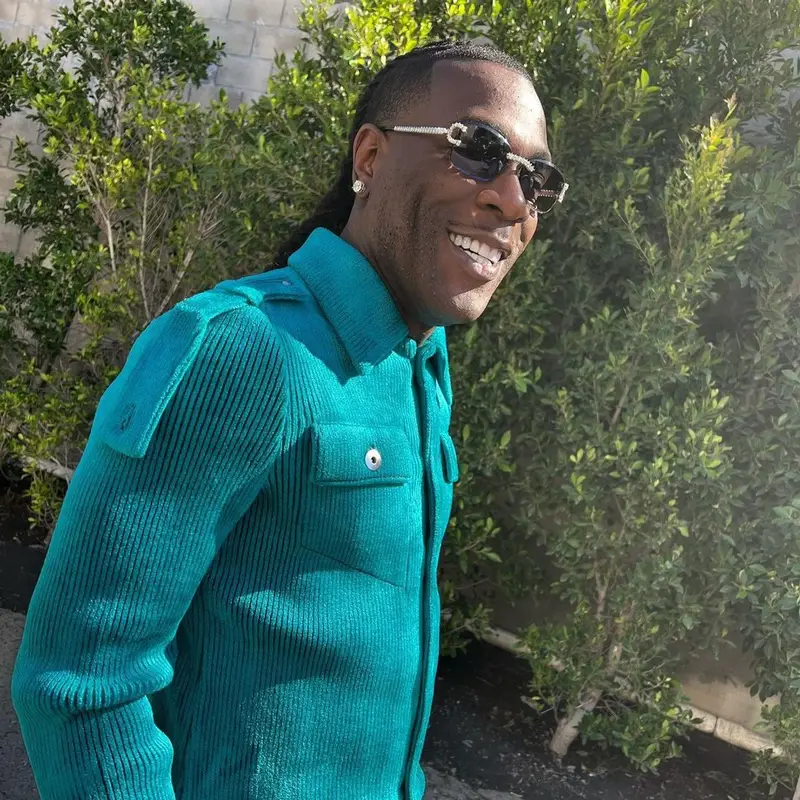 Burna Boy outfit in Bottega Veneta, 2021