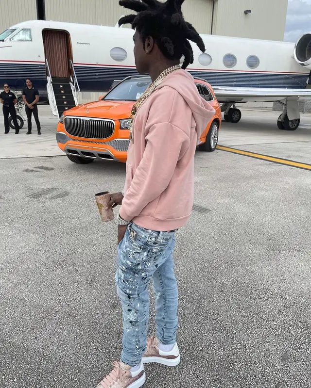 Kodak Black outfit in Alexander McQueen, Amiri, and Versace, 2021