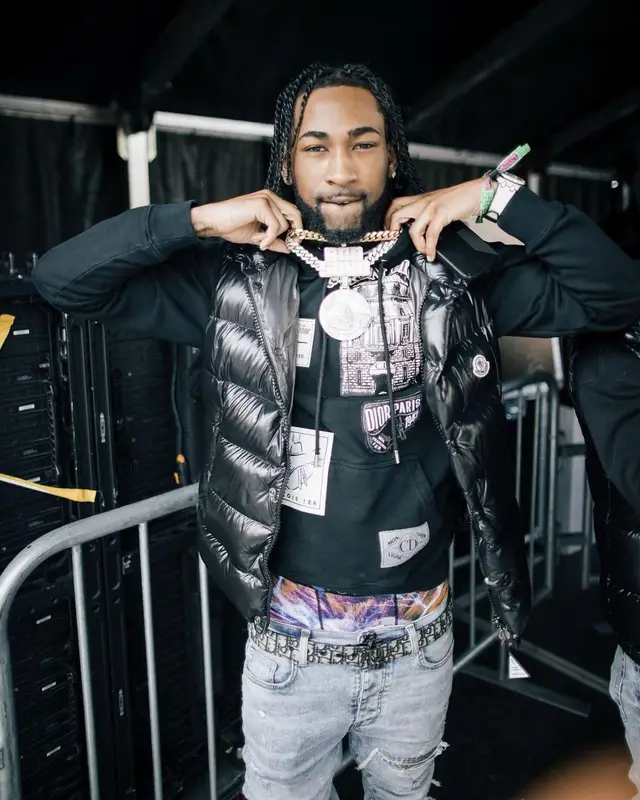 Ron Suno outfit in Moncler, Dior, and Amiri, 2021