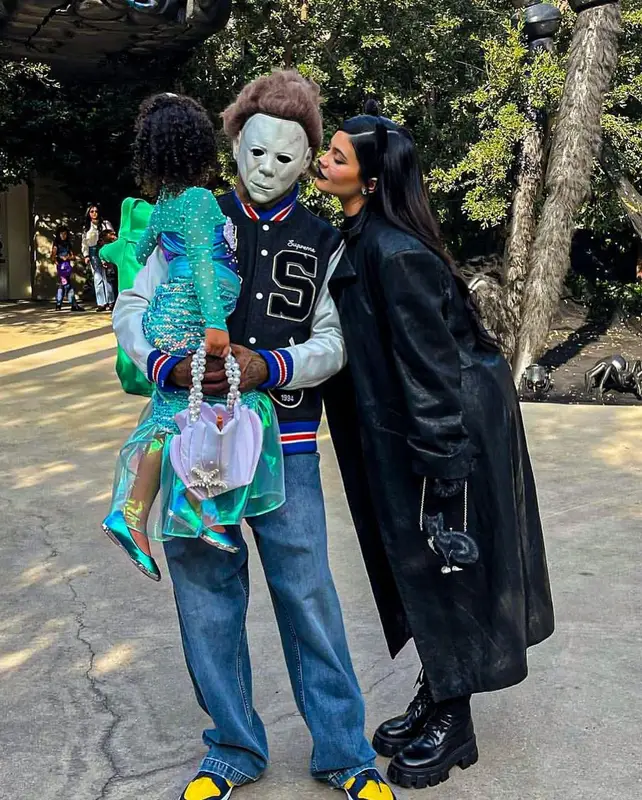 Travis Scott outfit in Supreme, Kapital, and Isabel Marant, 2021