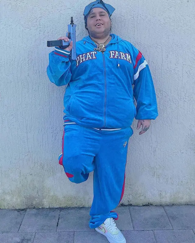 Fat Nick outfit in Phat Farm and Nike, 2020