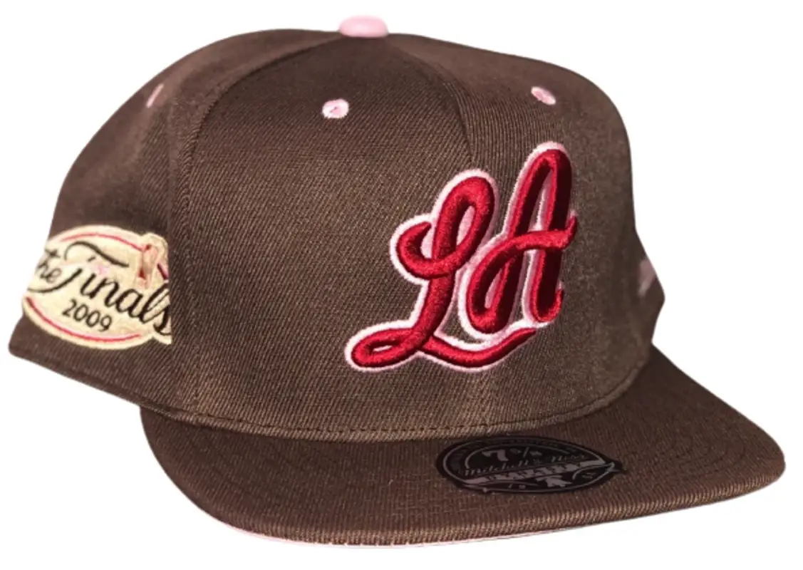 Philadelphia 76ers Brown Sugar Bacon Fitted - Mitchell & Ness cap