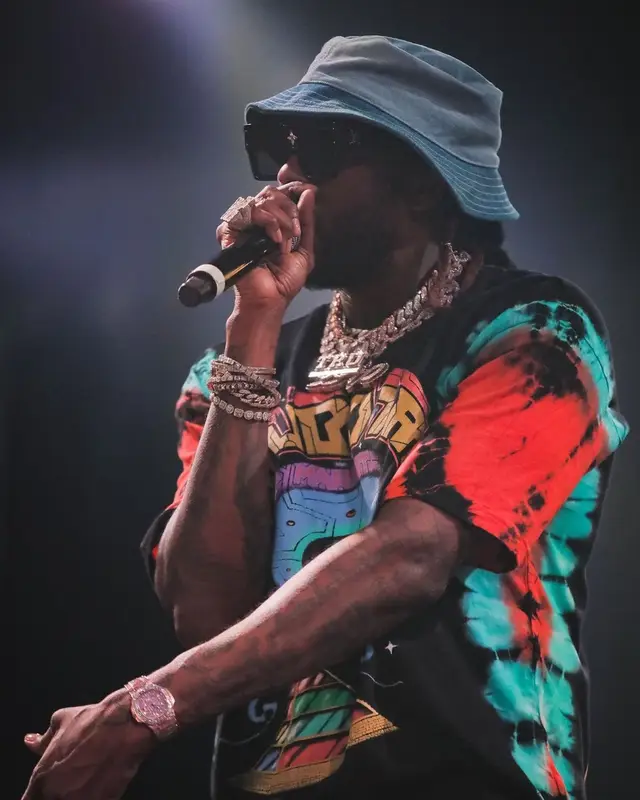 2 Chainz outfit in Market, Gallery Dept., and Louis Vuitton, 2021