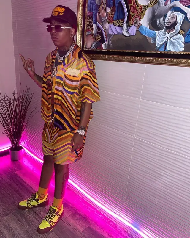 Lil Gotit outfit in Cartier, Guud Lukin, and Gucci, 2021