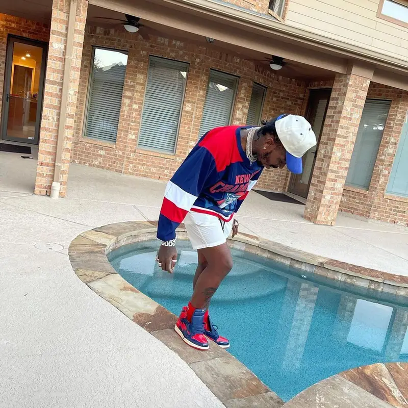 Sauce Walka outfit in 718DCCXVIII, Reves Paris, and Global Currency, 2021