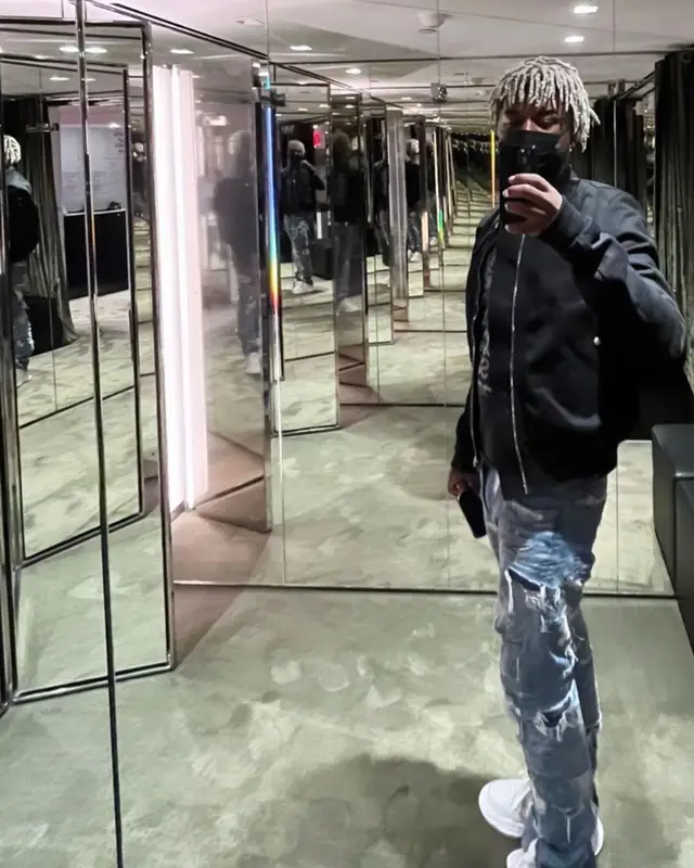 Ken Carson outfit in Rick Owens, Vlone, and Maison Mihara Yasuhiro, 2021
