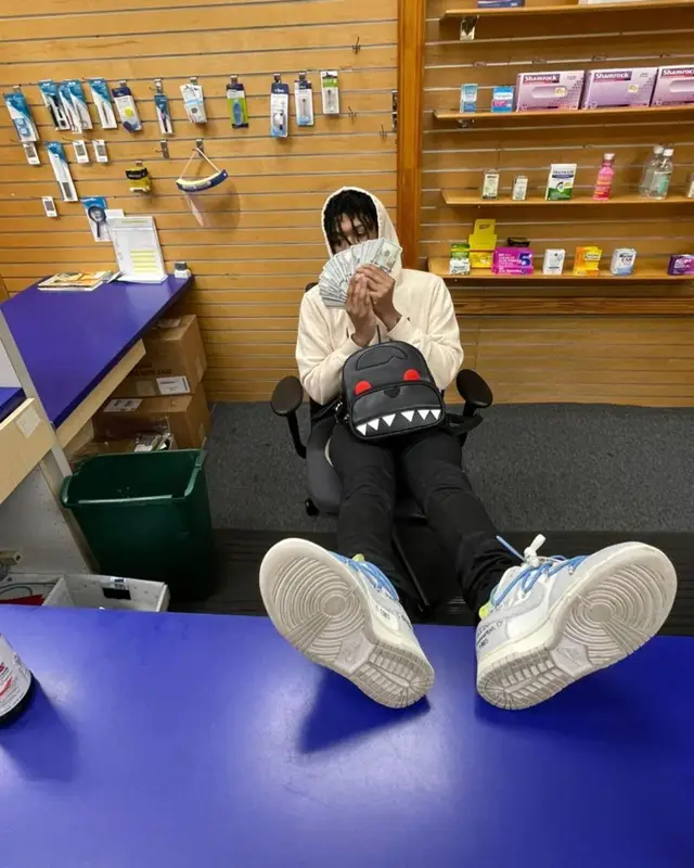 Kankan outfit in Amiri, Nike, and Off-White, 2021