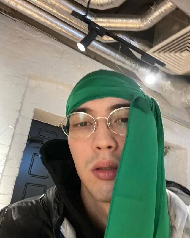 Yungway outfit in Nike, Jordan, and Aape, 2021