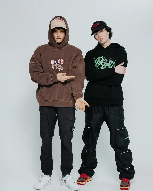 Yungway outfit in Nike and OG Buda Merch, 2021